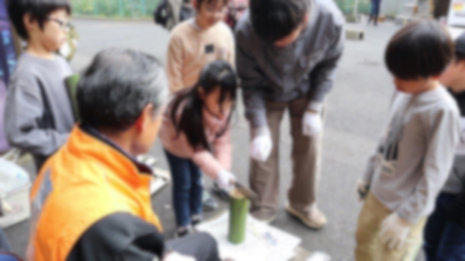 ◎竹割り なたを使って竹割りしたよ
