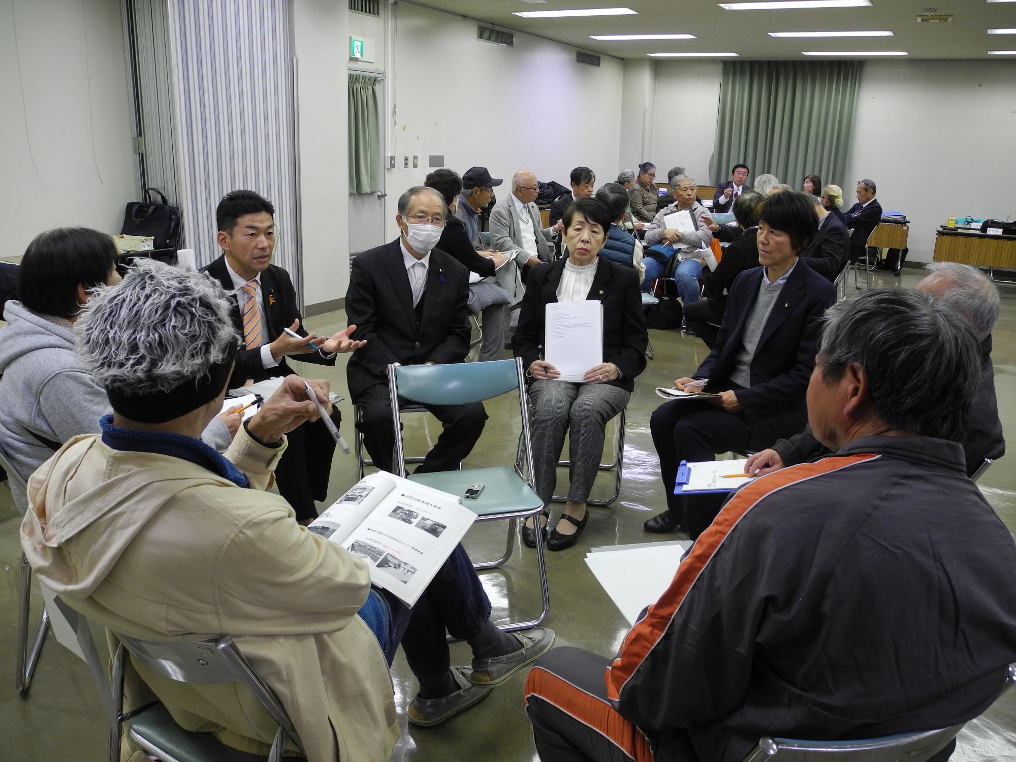 令和7年度第2回議会報告会（国府支所）