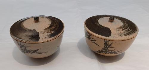 2023-0201-2銹絵竹文蓋付茶碗