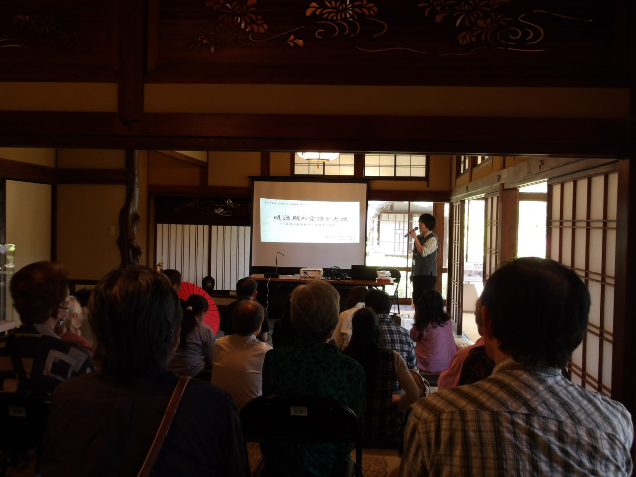 明治記念大磯邸園春のイベント講演会の様子