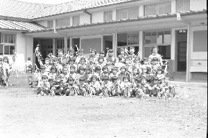 昭和29年5月町立大磯幼稚園の園児N10328