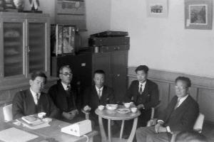 昭和32年文教委員秦野中視察